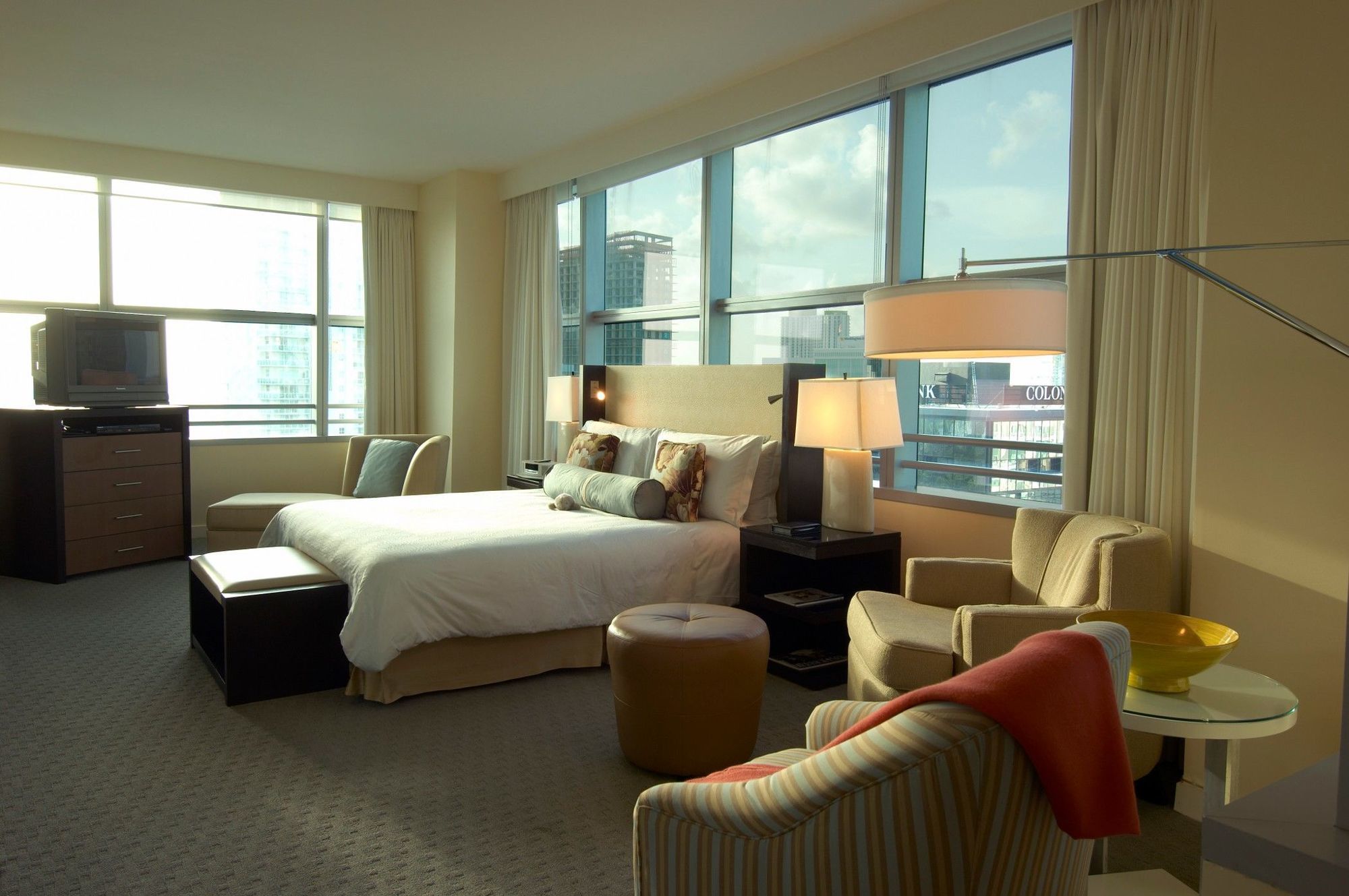 Hotel Conrad Miami Exterior foto